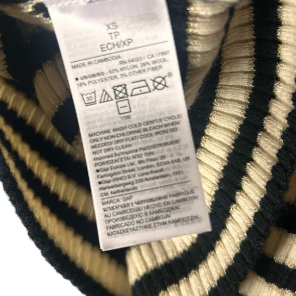 GAP Brooklyn Rib Striped Sweater XS Black Cream Fitted - Picture 4 of 10
